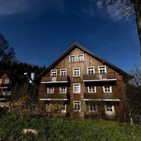 21 Hubertus Karlova Studánka