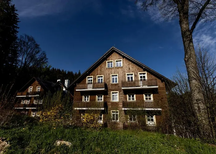 21 Hubertus Karlova Studánka